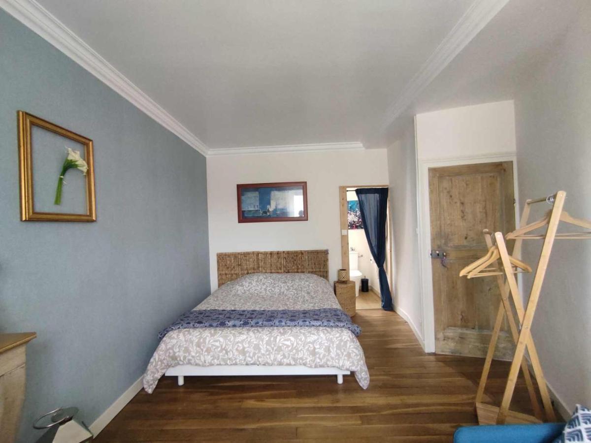 La Flavignienne Bed & Breakfast ฟลาวิญีซูร์โอเซอแรง ภายนอก รูปภาพ